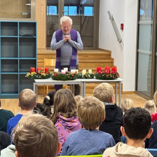 Adventkranzsegnung